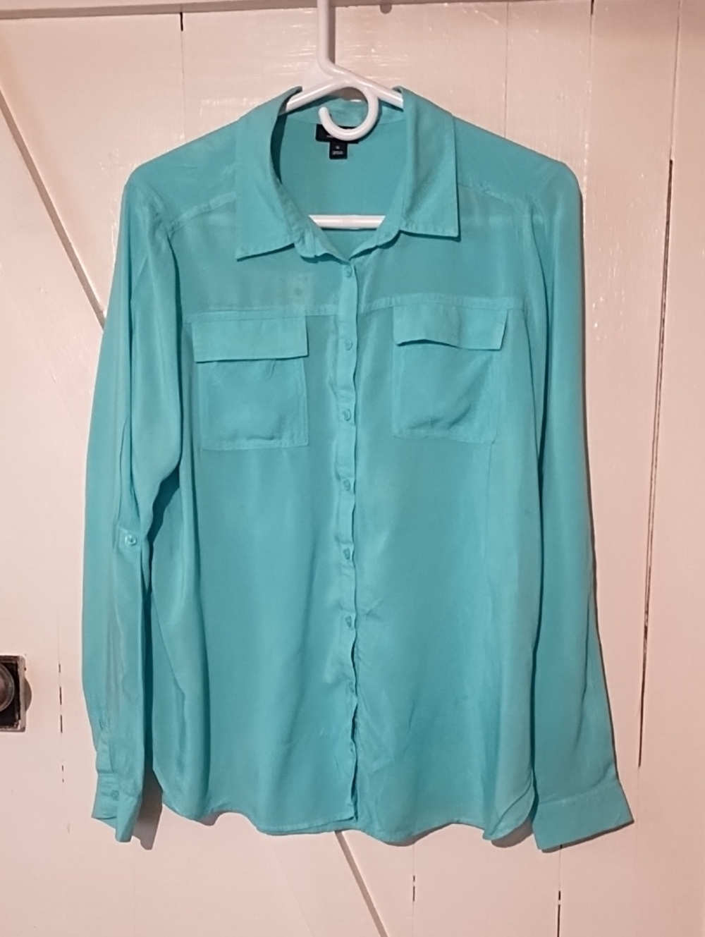 A.N.A. Light Teal Button-Front Women's Blouse Medium Pretty. Great Condition.